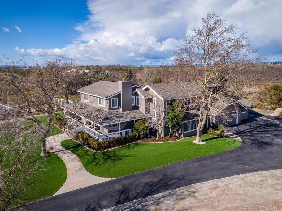 The Vineyard Farmhouse Villa 佩索罗伯斯 外观 照片